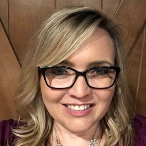 Meet your Posher, Farrah